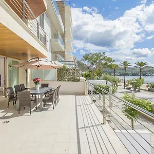 Seafront Ap Acuario Apartment